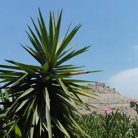 Castle View Apartamento Charaki